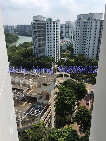 Rivervale Crescent thumbnail photo